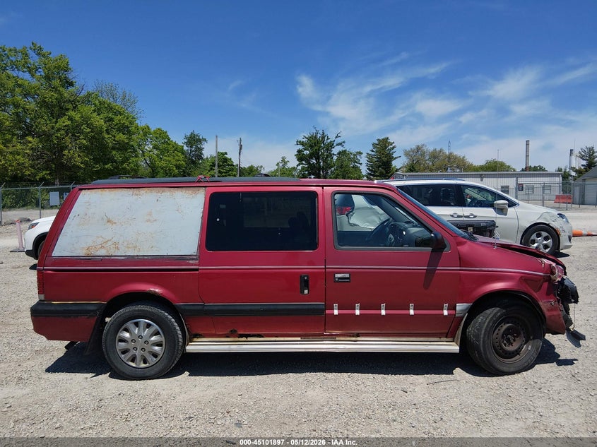 1994 Plymouth Grand Voyager Se VIN: 1P4GH44R3RX152989 Lot: 45101897