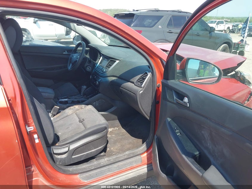2016 HYUNDAI TUCSON auction photo 5
