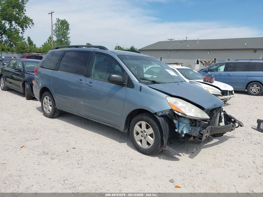 2010 Toyota Sienna Le