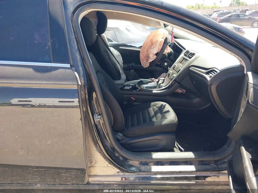 2014 FORD FUSION auction photo 5