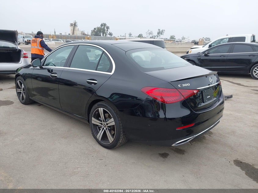 2024 MERCEDES-BENZ C 300 — Photo 3