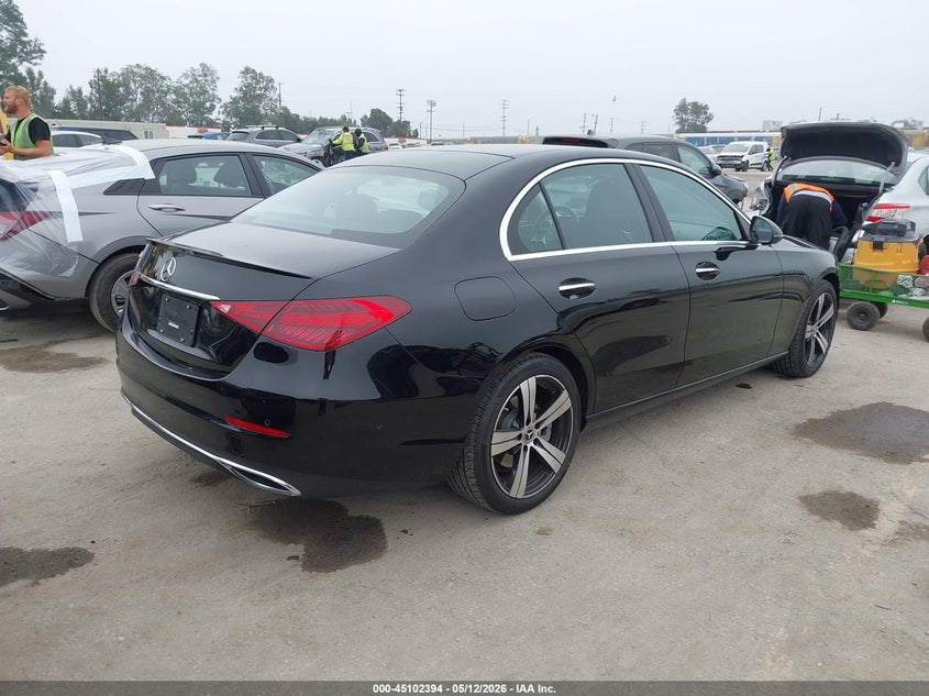 2024 MERCEDES-BENZ C 300 — Photo 4