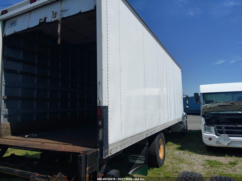 2013 International 4000 4300 white Lot 111045102419 Vin 3HAMMAAL7DL191988