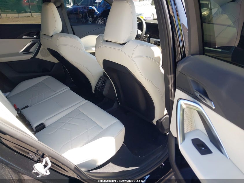 2026 BMW X2 xDrive28I VIN: WBX63GM0XT5517644 Lot: 45102424