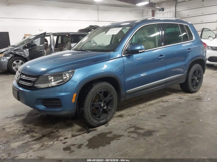 2017 Volkswagen Tiguan 2.0t Wolfsburg Edition WVGSV7AX8HW501589 photo 1