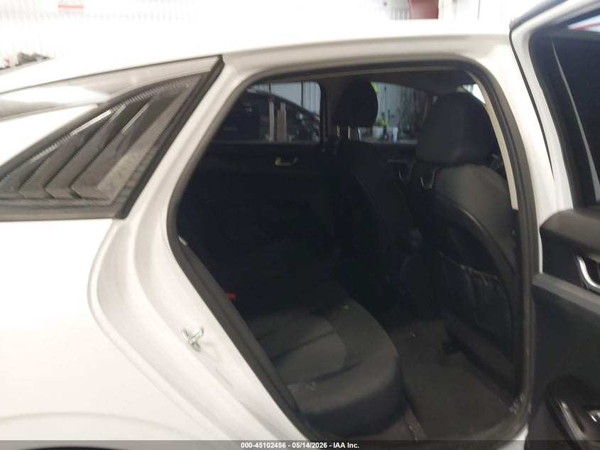 2022 KIA K5 auction photo 8