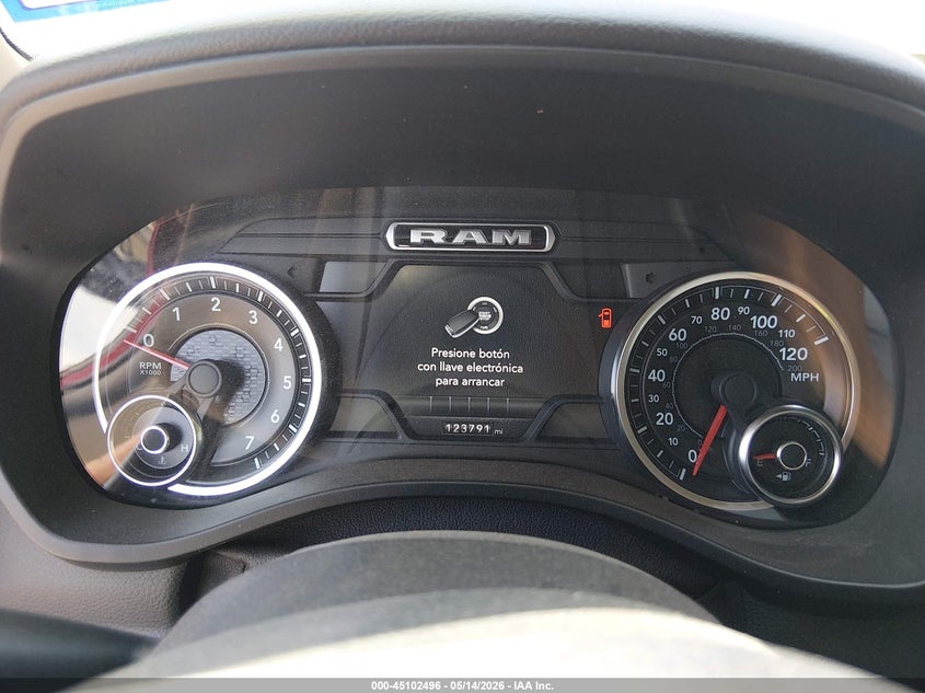 2020 RAM 1500 auction photo 7