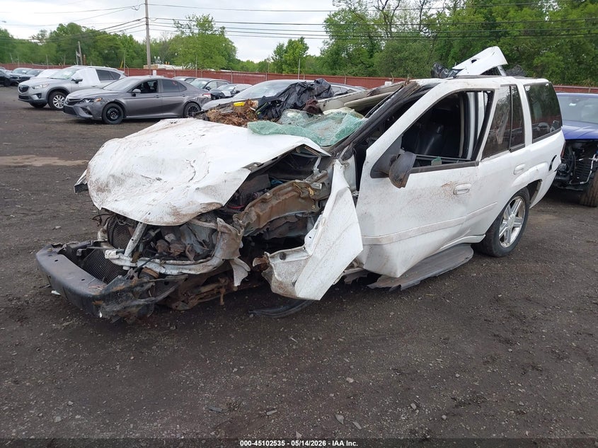 2008 CHEVROLET TRAILBLAZER auction photo 2