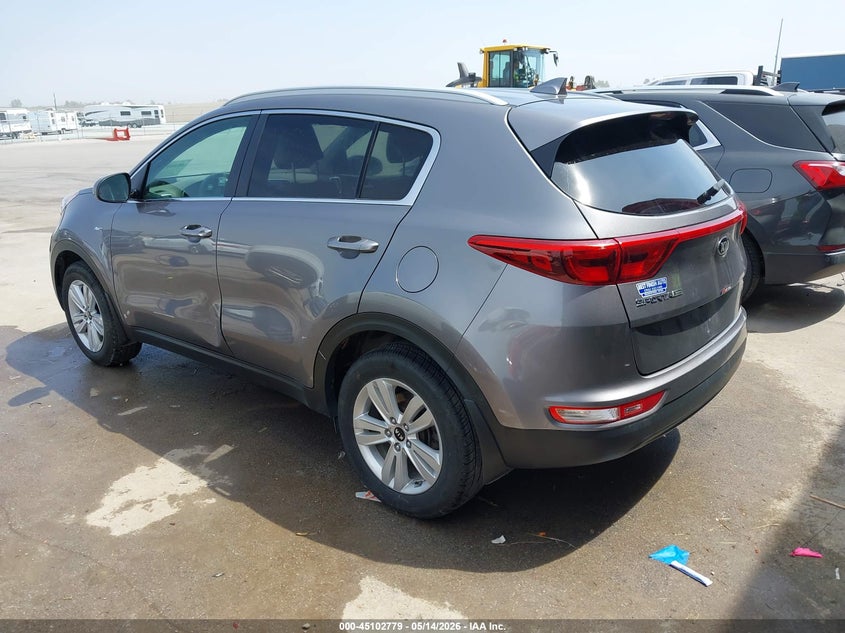 VIN KNDPMCAC7H7267197 2017 KIA SPORTAGE LX