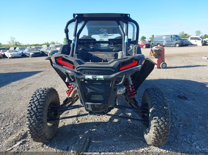 2019 Polaris Rzr Xp 4 Turbo S Velocity VIN: 3NSVPE925KG816833 Lot: 45102834