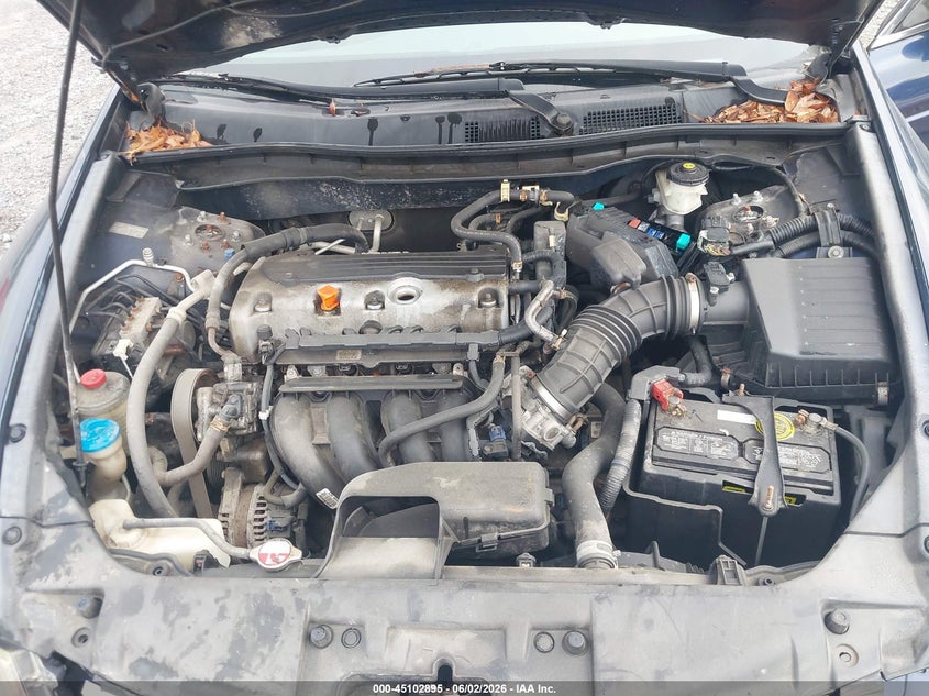 Photo 10 - HONDA ACCORD