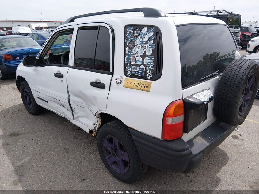 2003 CHEVROLET TRACKER auction photo 3