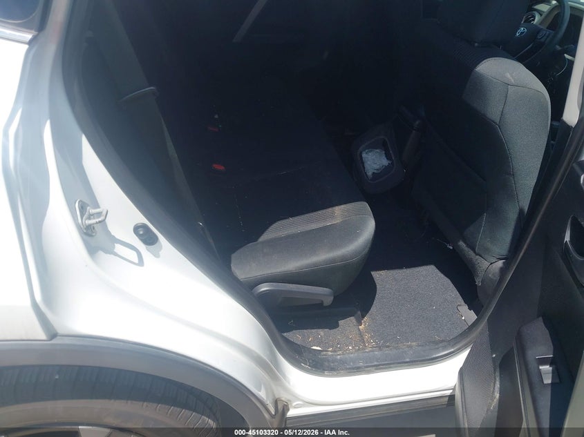 2017 TOYOTA RAV4 auction photo 8