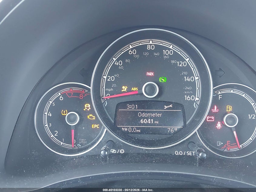 2017 Volkswagen Beetle #Pinkbeetle/1.8T Classic/1.8T S VIN: 3VWF17AT0HM614285 Lot: 45103330