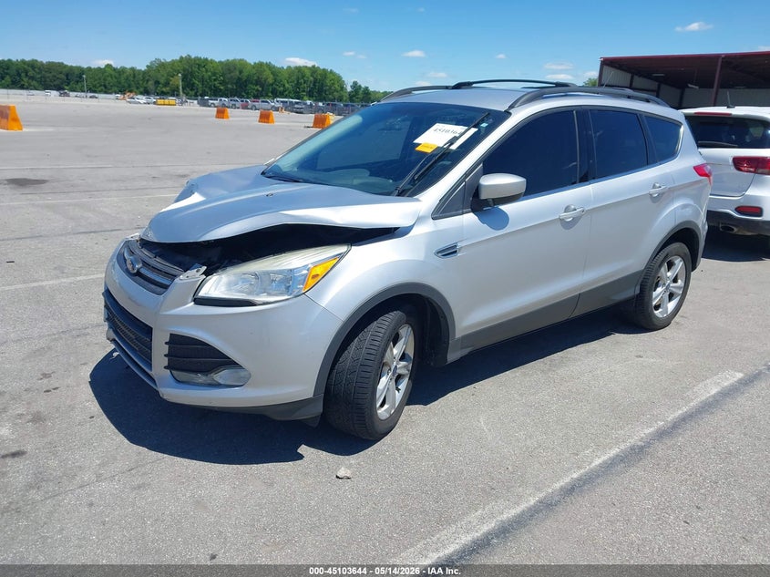 Vin: 1fmcu0g99dua46331, lot: 45601210, ford escape se 20132