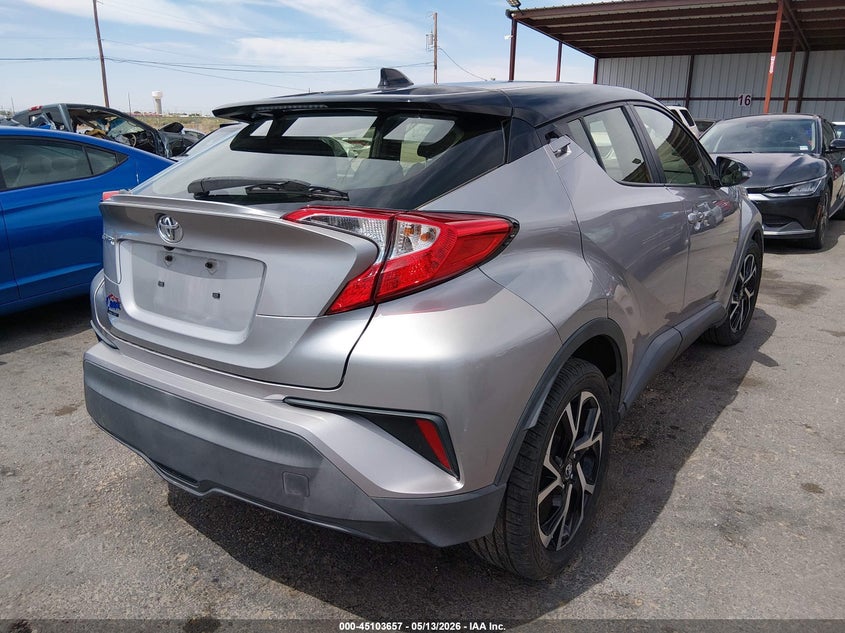 2019 TOYOTA C-HR XLE — Photo 4