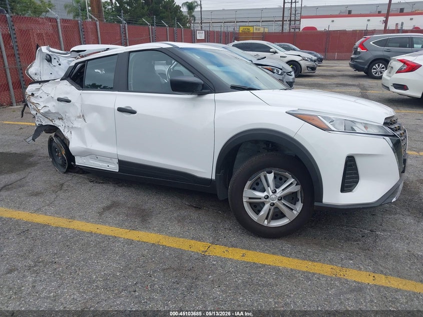 2025 NISSAN KICKS PLAY S