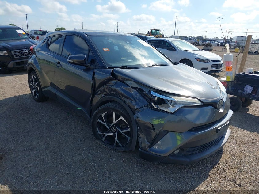 2018 TOYOTA C-HR auction photo 6