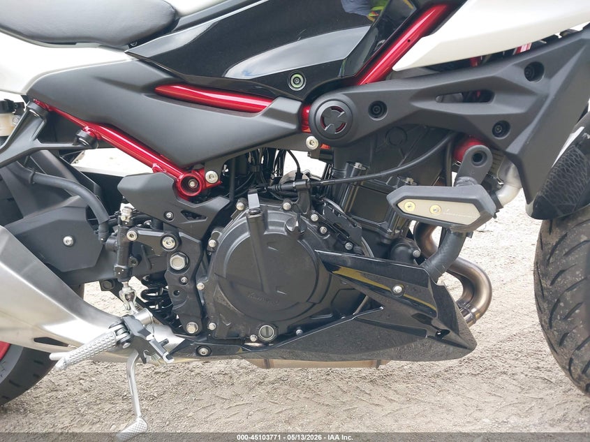 2026 Kawasaki Er500 VIN: ML5ERGF18TDA77925 Lot: 45103771