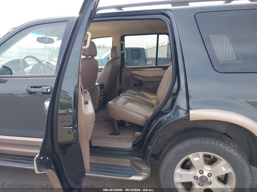 2004 Ford Explorer Eddie Bauer VIN: 1FMZU74W54UB16887 Lot: 45103850