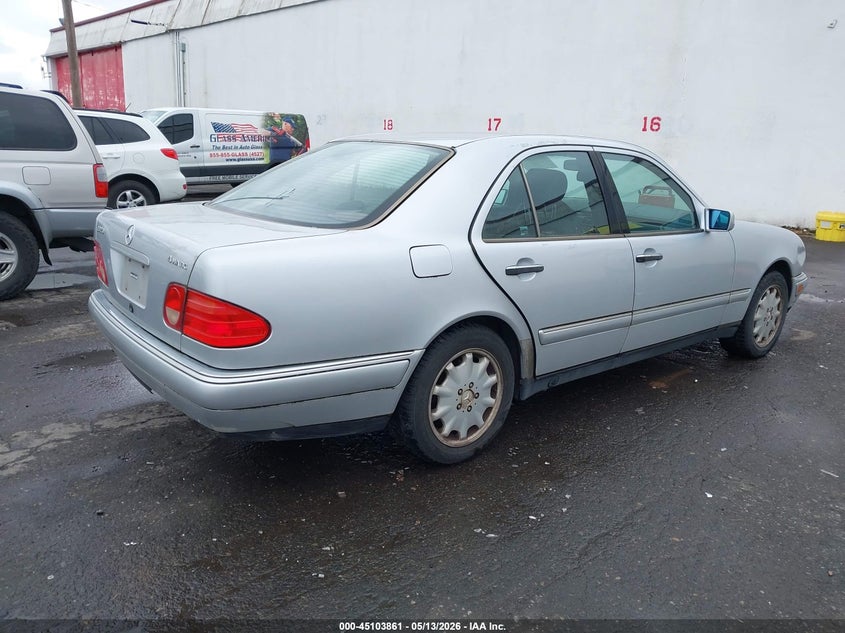 AtlanticExpress - Mercedes-Benz E-Class