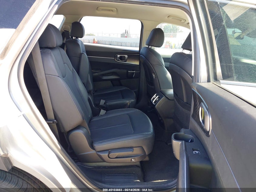 VIN KNDRHDLG1P5175533 2023 KIA SORENTO HYBRID EX