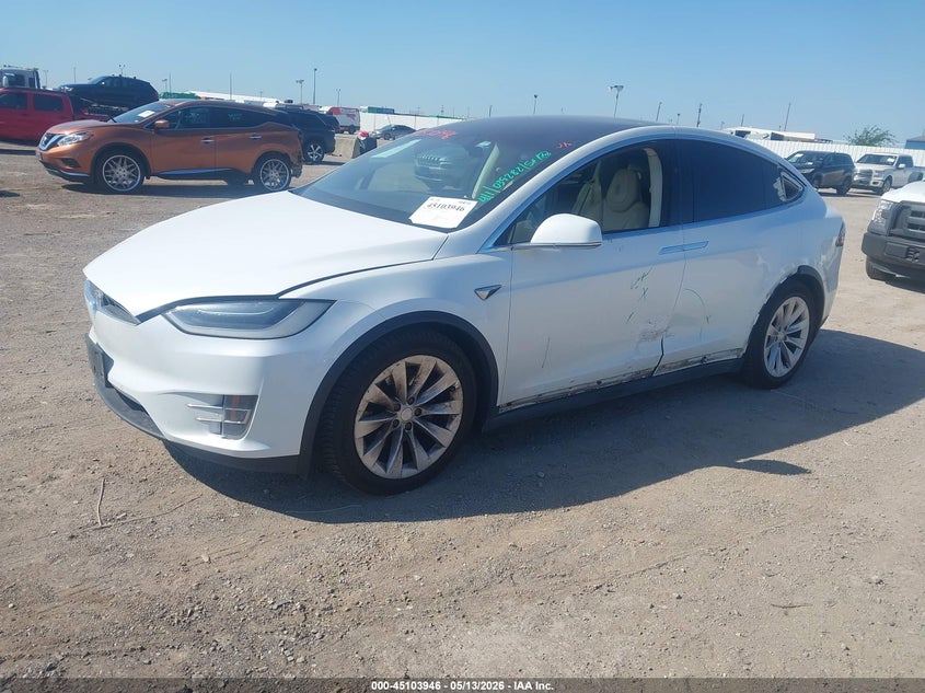 Vin: 5yjxcbe28hf039282, lot: 45601512, tesla model x 100d/75d/90d 20172