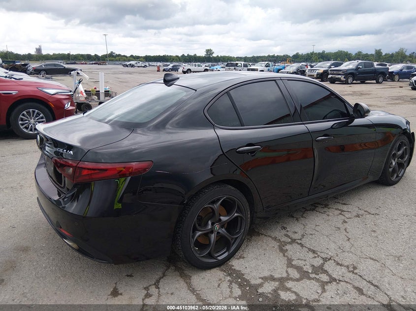 Vin: zarfanbn4k7608245, lot: 45601528, alfa romeo giulia ti sport awd 20194