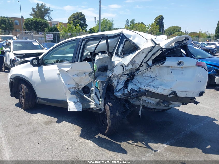 VIN JTMZFREV0JJ729156 2018 TOYOTA RAV4 LE