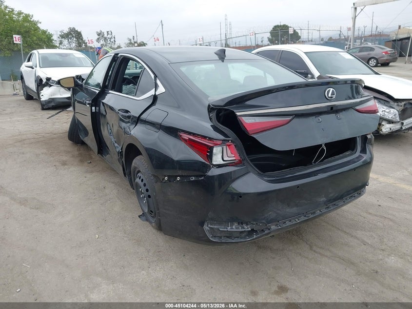 Vin: 58ada1c13su061738, lot: 45601810, lexus es 300h 20253