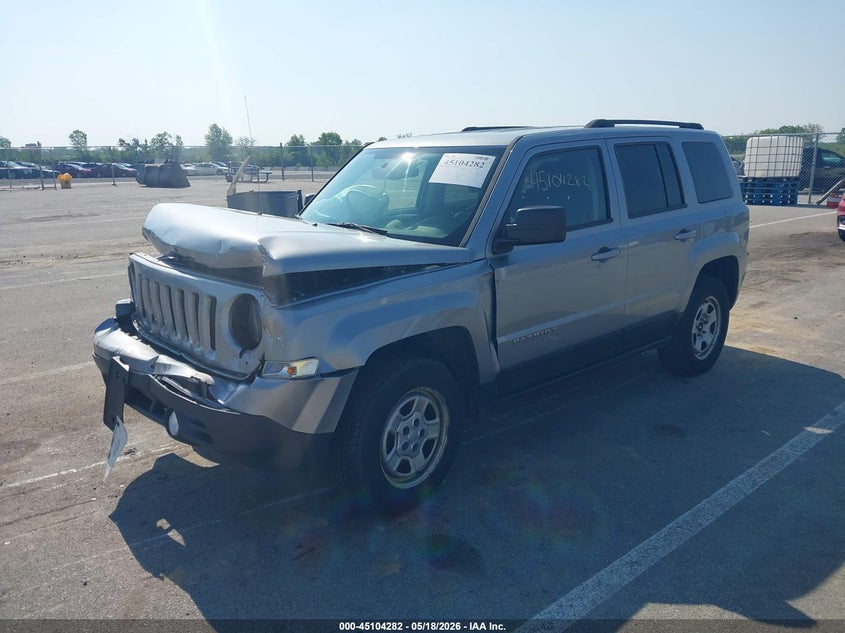 2016 JEEP PATRIOT auction photo 2