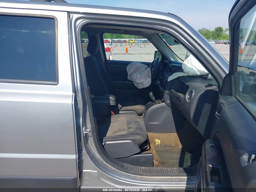 2016 JEEP PATRIOT auction photo 5