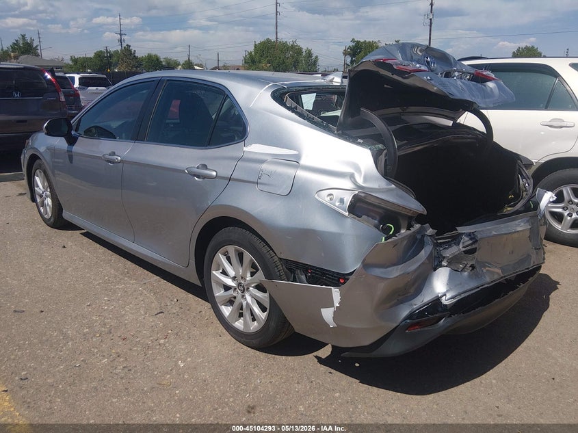 2019 TOYOTA CAMRY auction photo 3