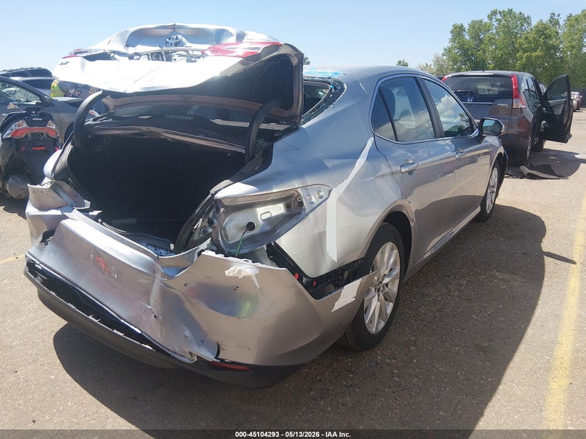 2019 TOYOTA CAMRY auction photo 4