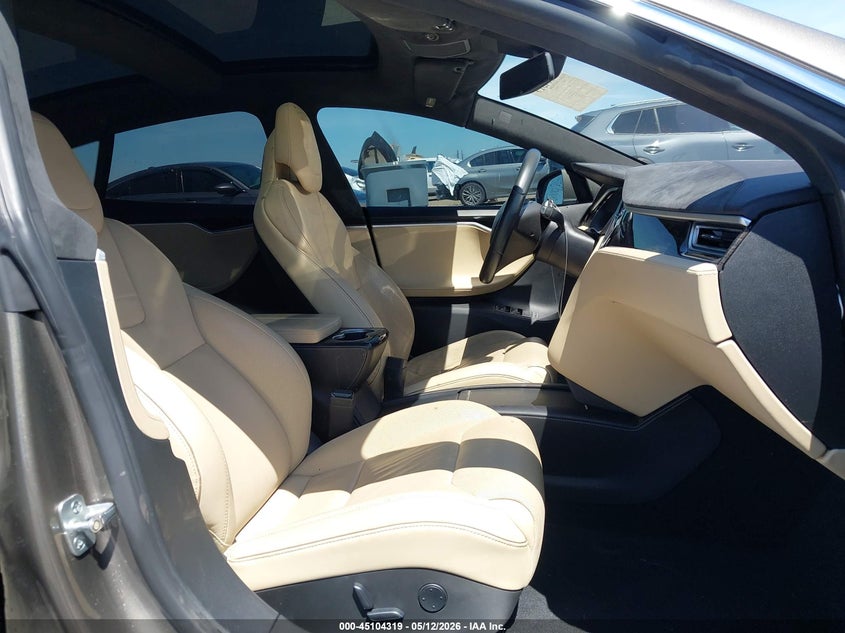 2016 TESLA MODEL S auction photo 5