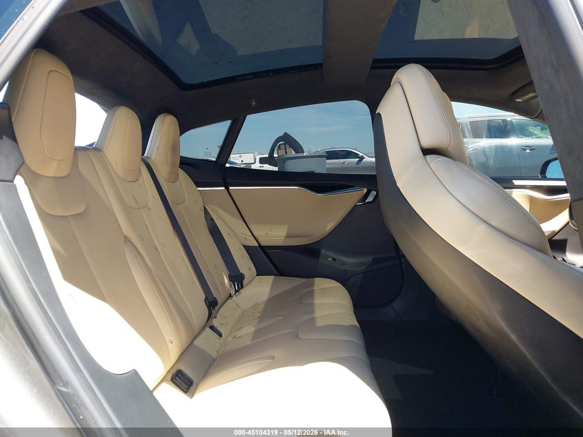 2016 TESLA MODEL S auction photo 8