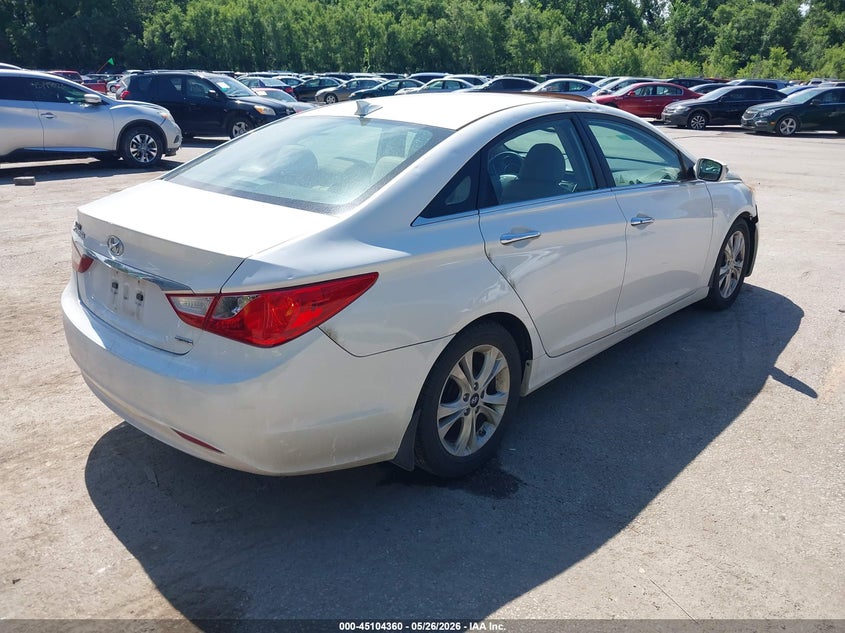 2013 HYUNDAI SONATA auction photo 4