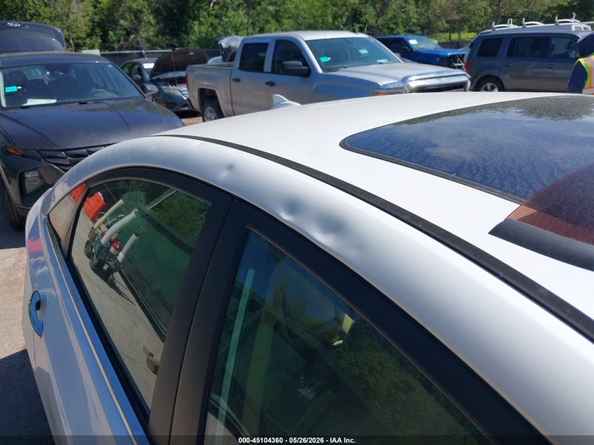 2013 HYUNDAI SONATA auction photo 6