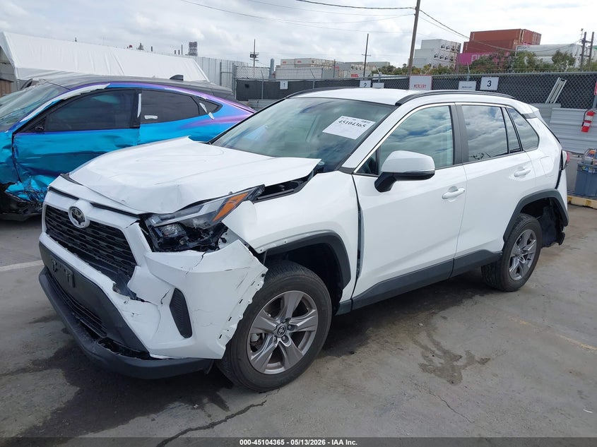 VIN 2T3W1RFV6RW302660 2024 TOYOTA RAV4 XLE