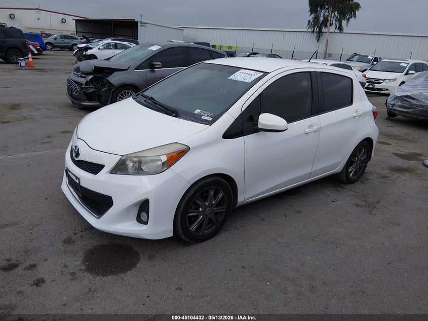 2013 Toyota Yaris Se JTDKTUD39DD561162 photo 1
