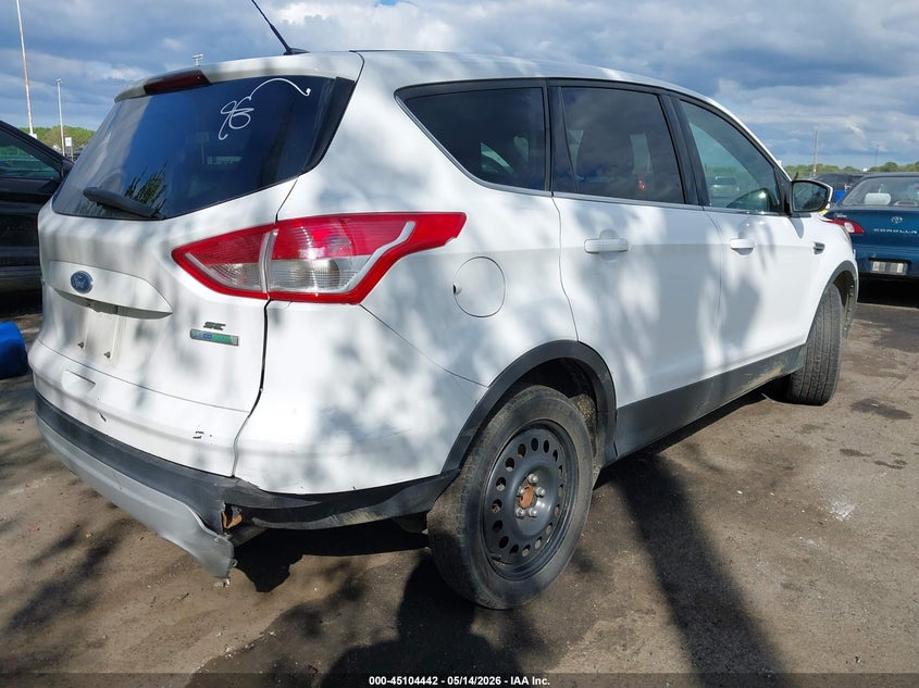 Vin: 1fmcu0gxxguc13900, lot: 45602008, ford escape se 20164
