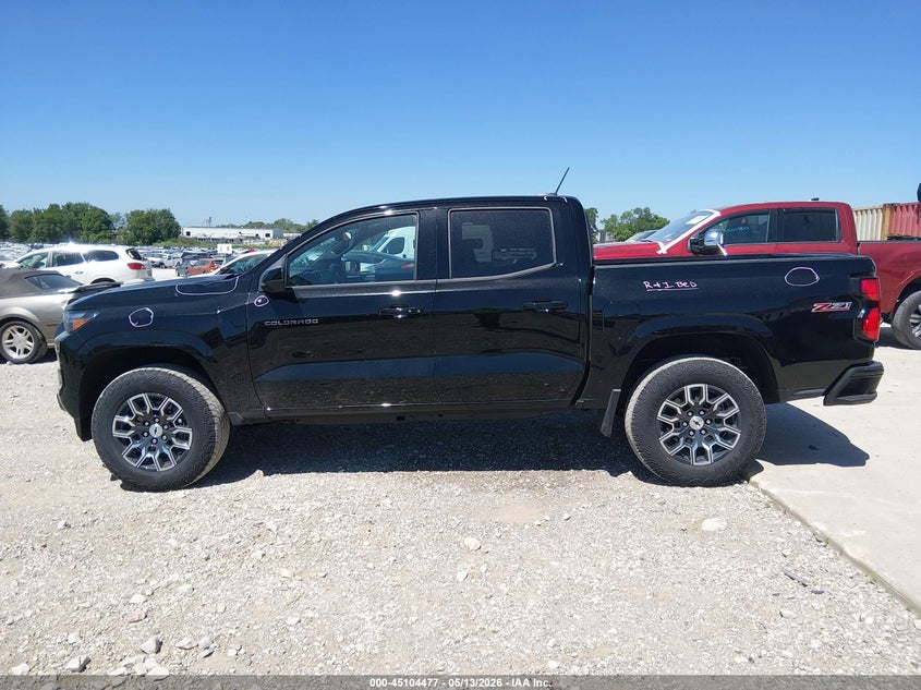 Фото 14 - CHEVROLET COLORADO