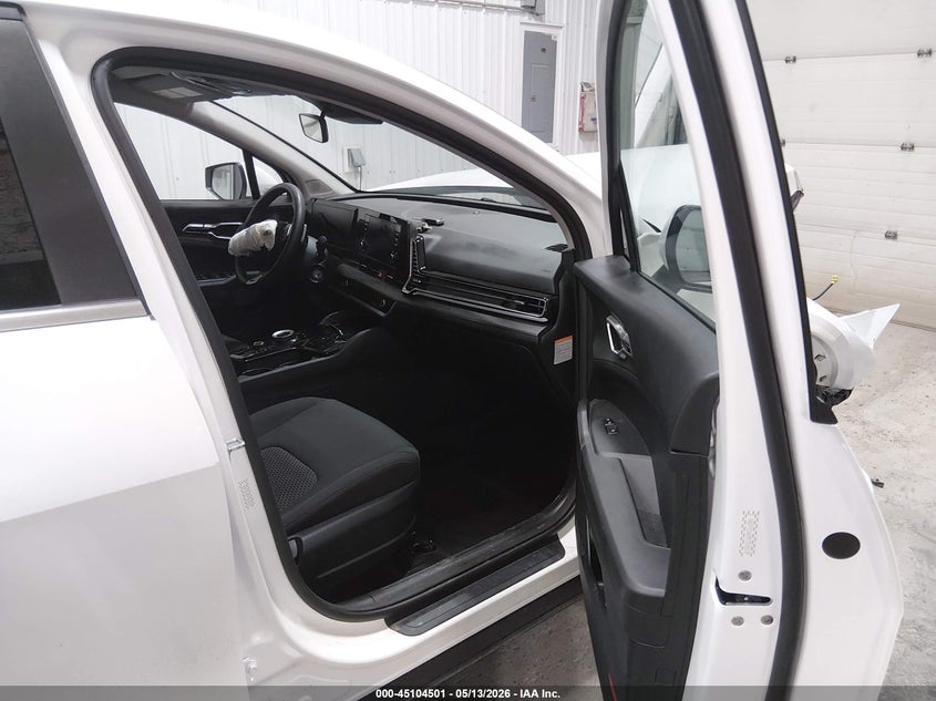 2023 KIA SPORTAGE HYBRID auction photo 5