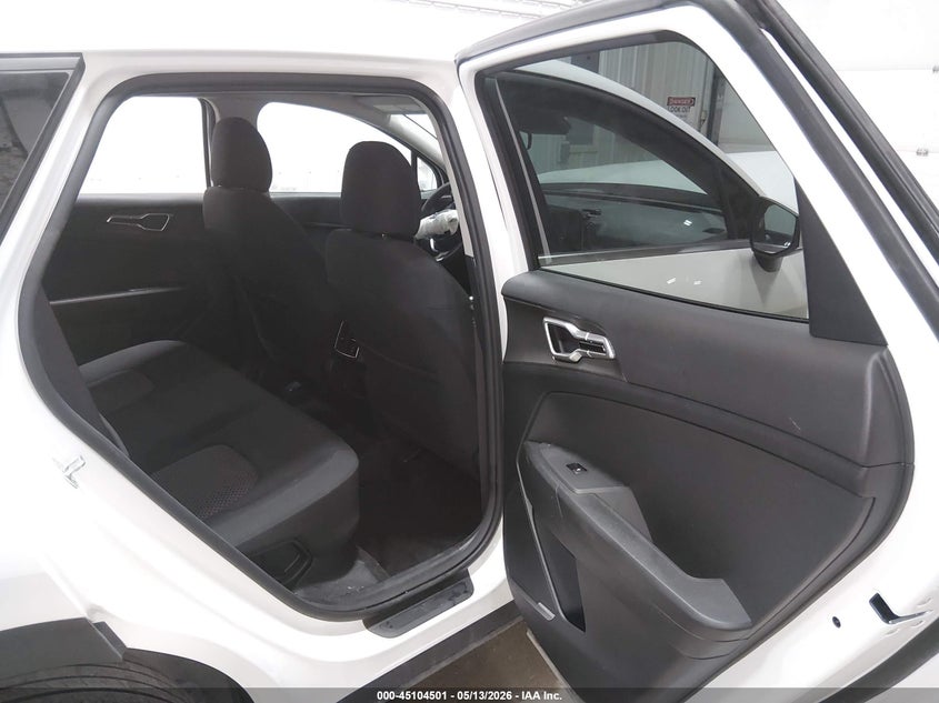 2023 KIA SPORTAGE HYBRID auction photo 8