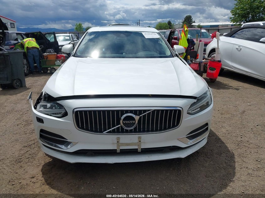 2018 Volvo S90 T6 Inscription VIN: LVY992ML3JP005725 Lot: 45104530