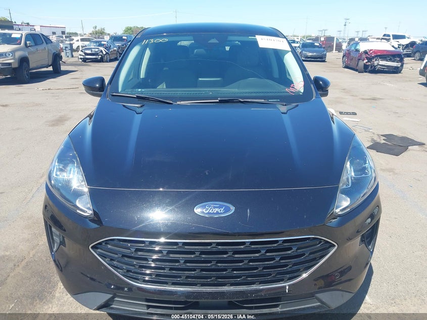 2022 FORD ESCAPE SE — Photo 12