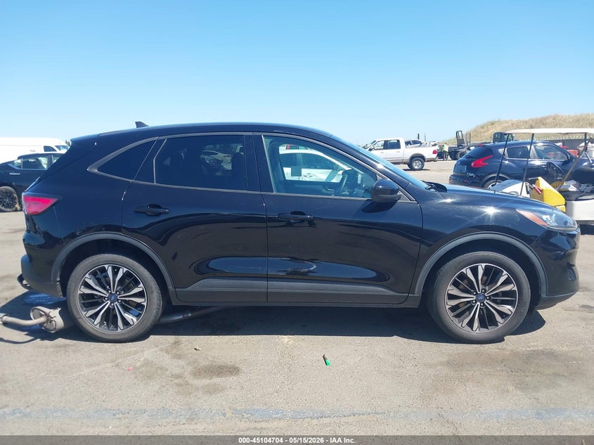 2022 FORD ESCAPE SE — Photo 13