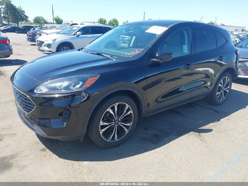 2022 FORD ESCAPE SE — Photo 2