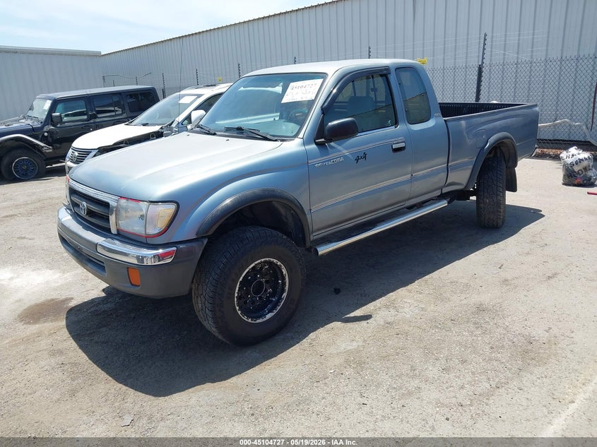 1998 Toyota Tacoma 4TAWM72N8WZ099490 photo 1