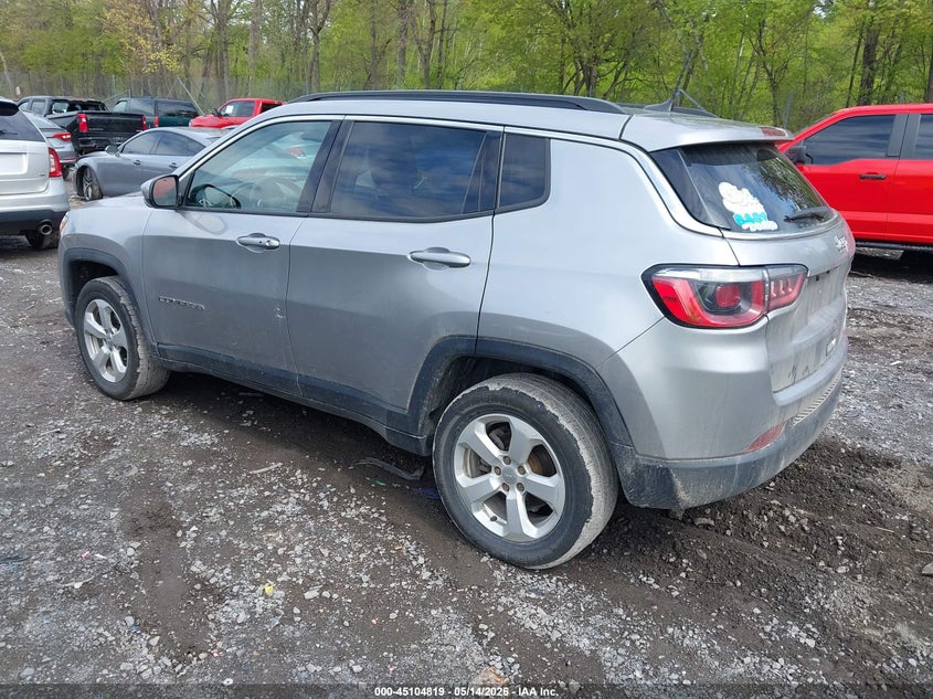 2019 JEEP COMPASS auction photo 3